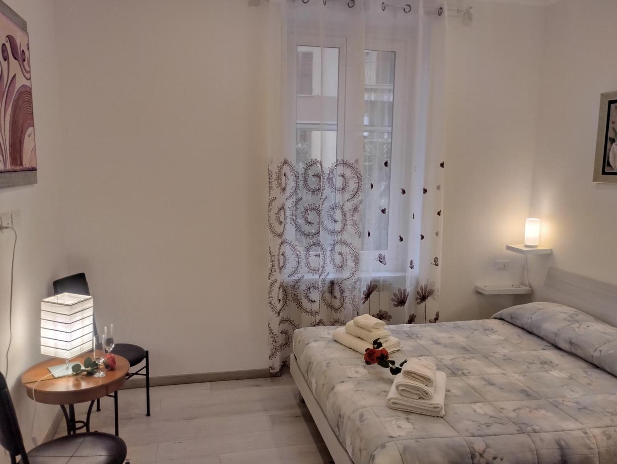 Casa Vacanze Andrea La Tua Base Per Visitare Il Mare Delle Cinque Terre Lägenhet La Spezia Exteriör bild