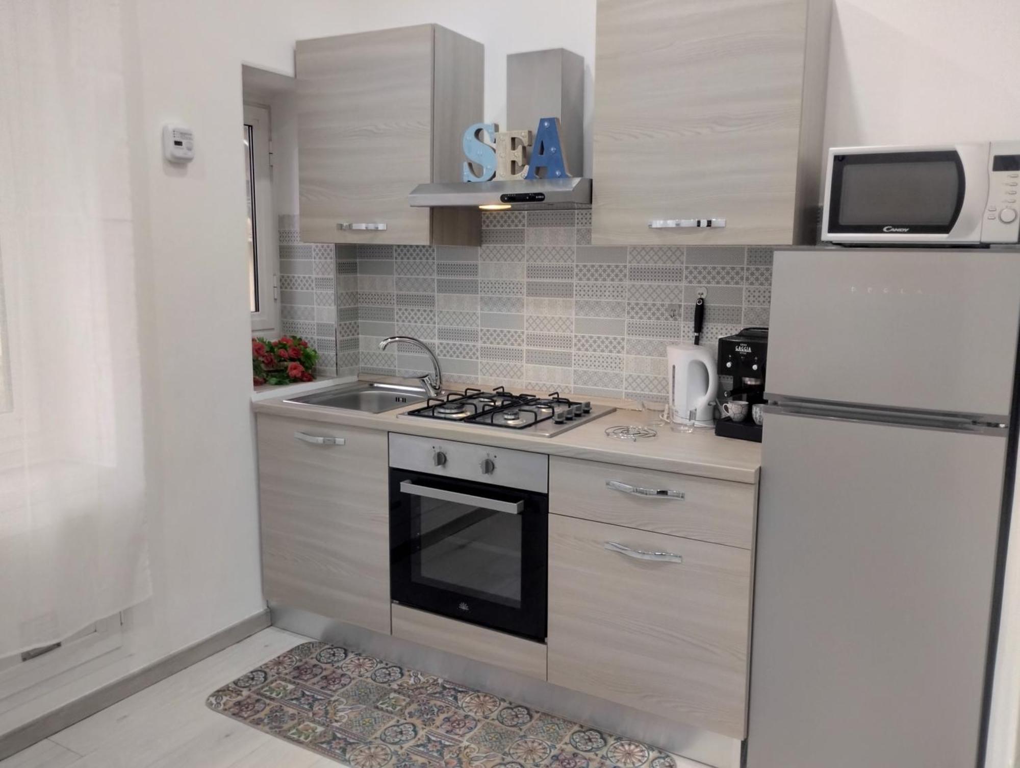 Casa Vacanze Andrea La Tua Base Per Visitare Il Mare Delle Cinque Terre Lägenhet La Spezia Exteriör bild